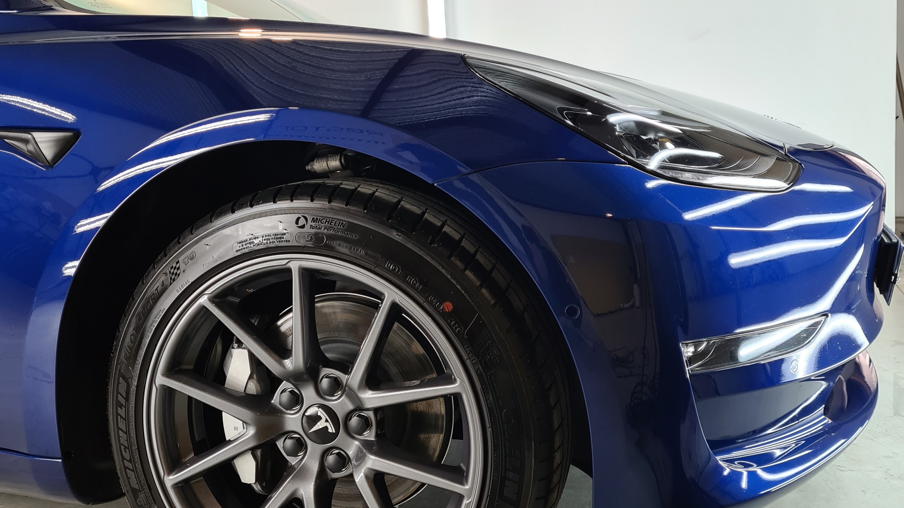 Tesla Model S - Rénovation et protection